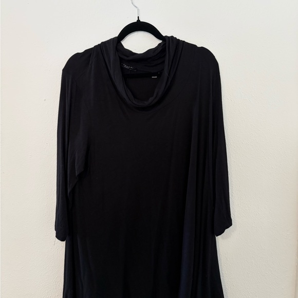 T Tahari Tops - T Tahari Black Tunic Top